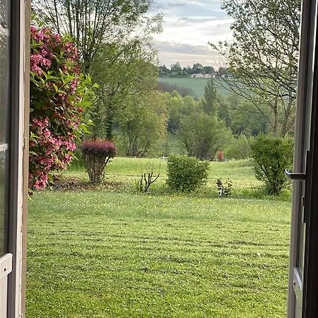 לינה וארוחת בוקר 2 Chambres, Piscine Et Calme, Sud Charente Bardenac