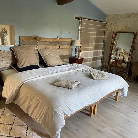 Le Maine Verac Bed & Breakfast *
